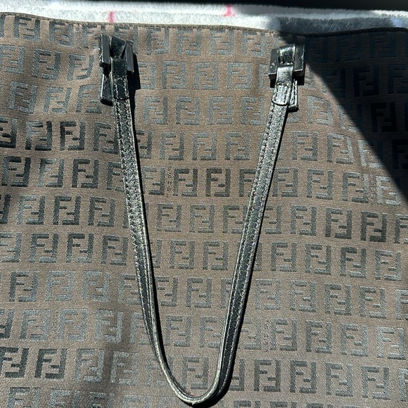 Fendi Tote Bag Brown Canvas - Picture 2 of 11